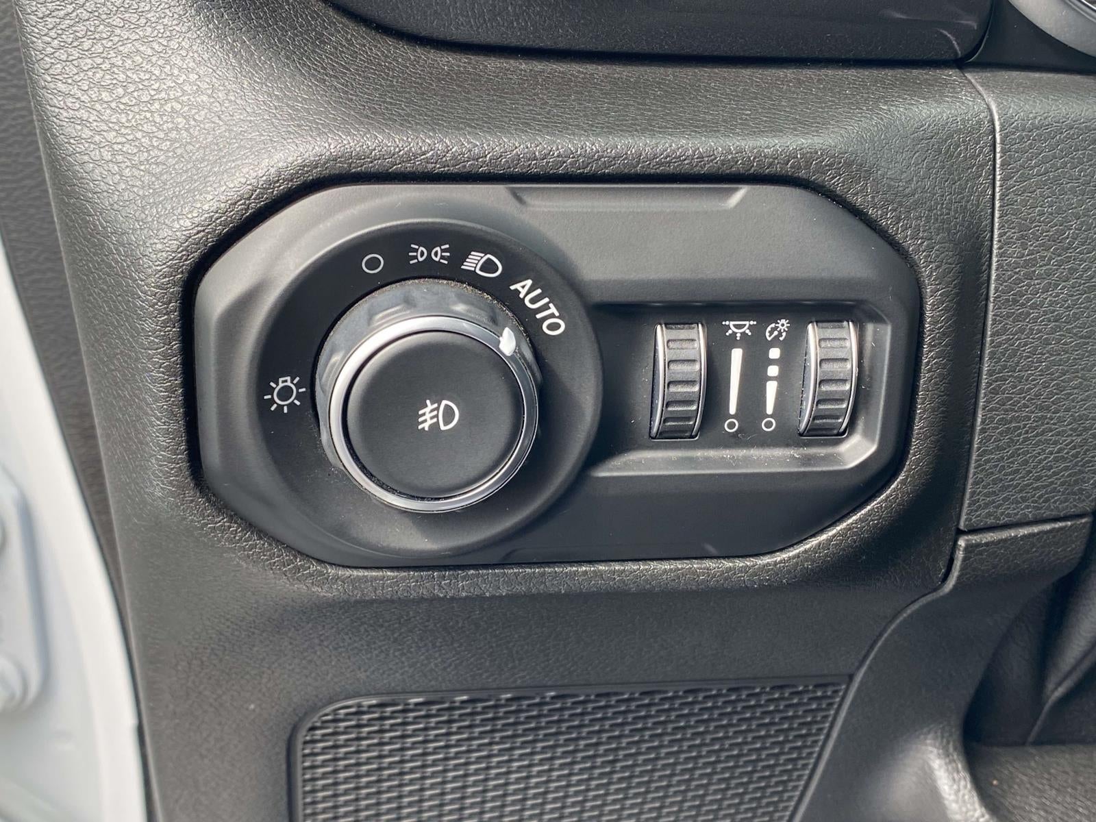 2021 Jeep Wrangler Unlimited Sahara Altitude 4x4
