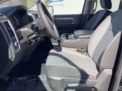 2024 RAM 1500 Classic SLT Quad Cab 4x2 6'4" Box