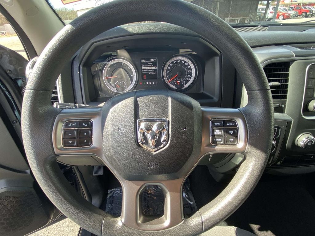 2024 RAM 1500 Classic SLT Quad Cab 4x2 6'4" Box