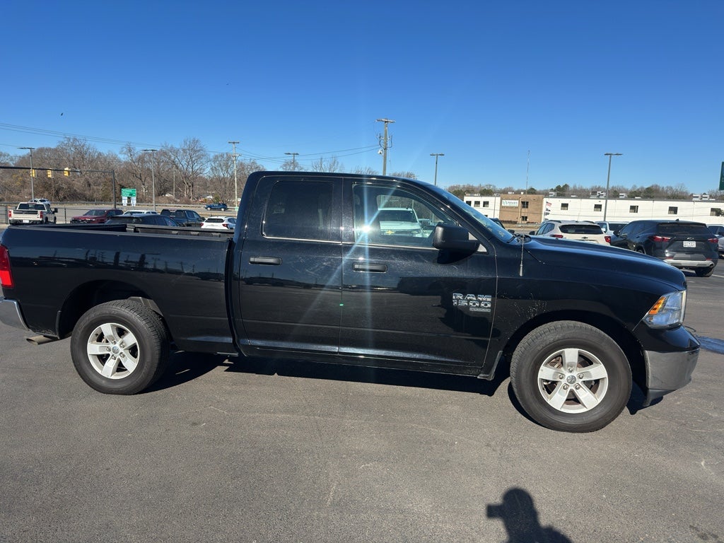 2024 RAM 1500 Classic SLT Quad Cab 4x2 6'4" Box