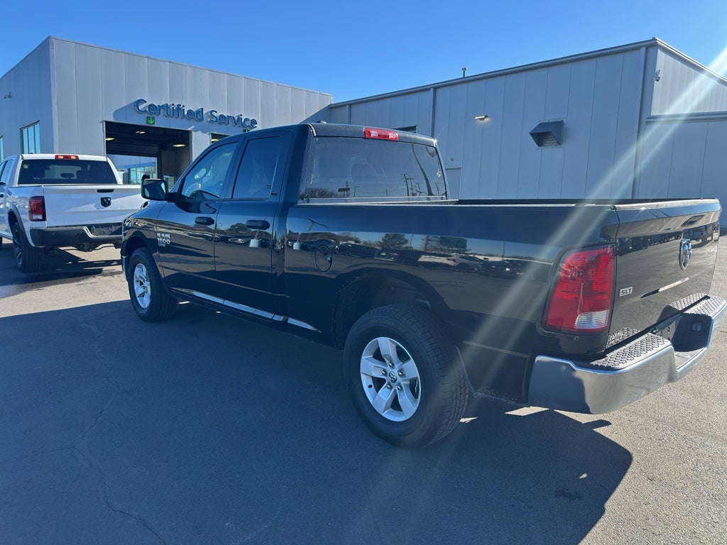 2024 RAM 1500 Classic SLT Quad Cab 4x2 6'4" Box