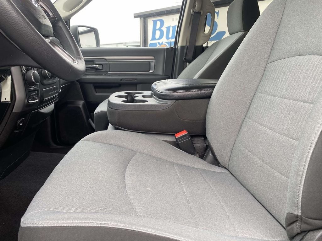 2024 RAM 1500 Classic SLT