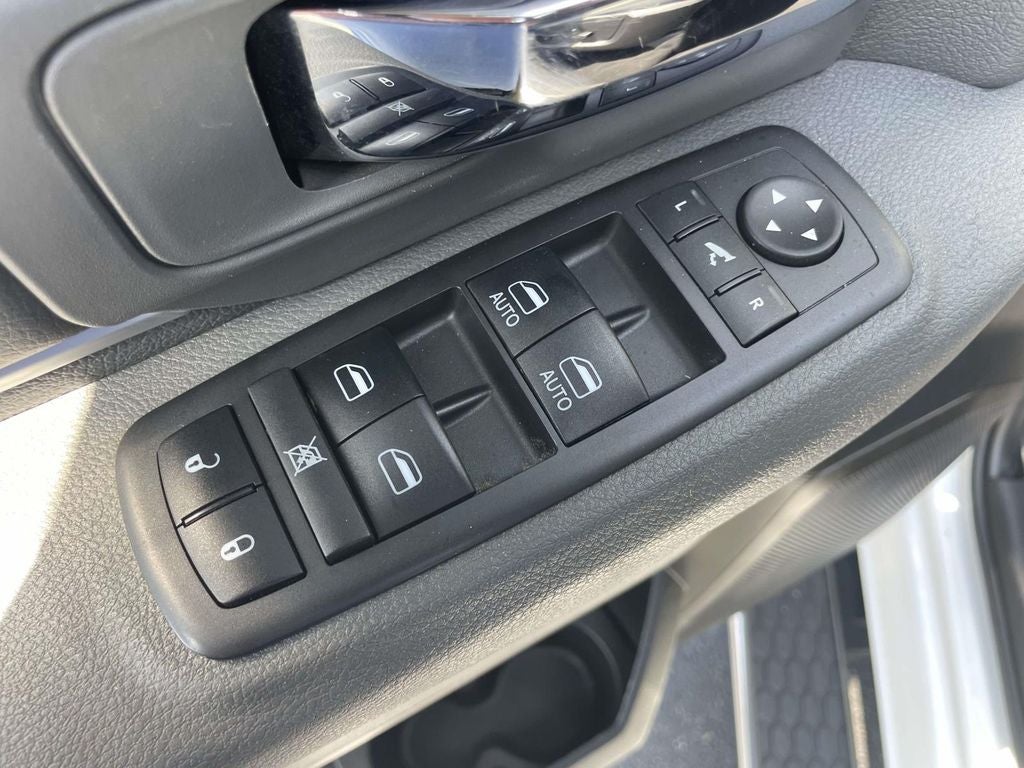 2019 RAM 1500 Classic Big Horn Crew Cab 4x4 5'7" Box