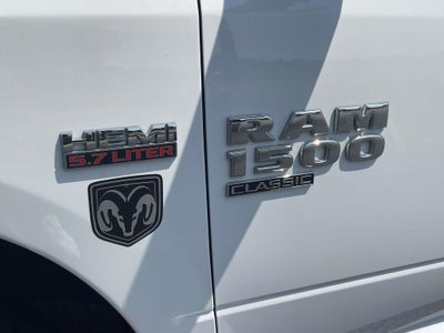 2019 RAM 1500 Classic Big Horn Crew Cab 4x4 5'7" Box