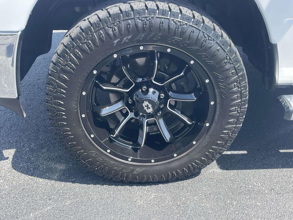 2019 RAM 1500 Classic Big Horn Crew Cab 4x4 5'7" Box