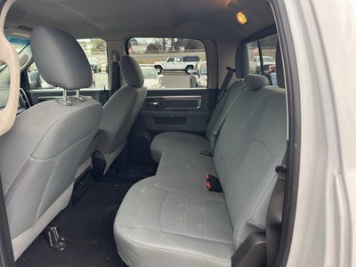 2020 RAM 1500 Classic SLT Crew Cab 4x4 6'4" Box