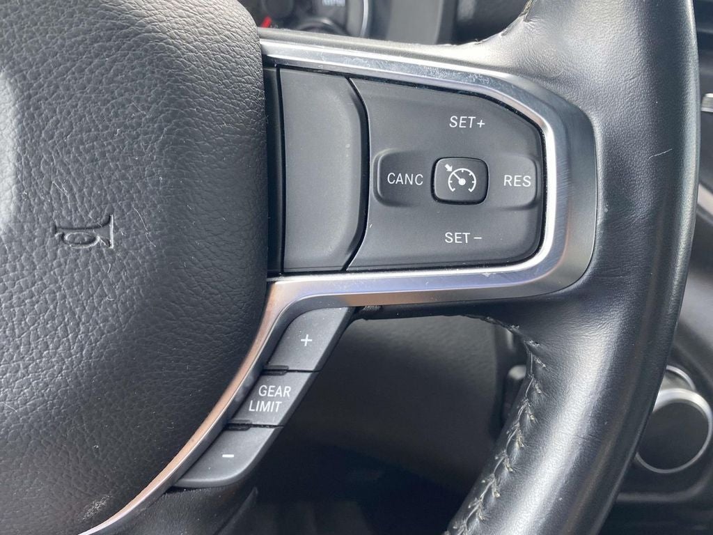 2024 RAM 1500 Big Horn Crew Cab 4x4 5'7" Box