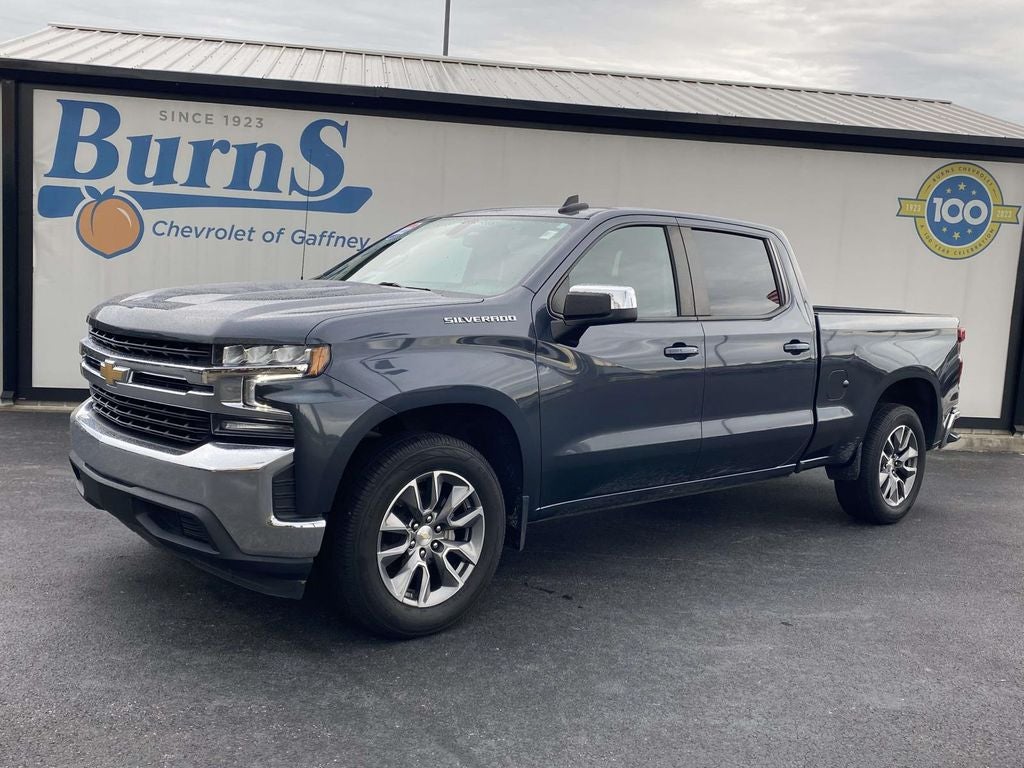 2022 Chevrolet Silverado 1500 LT Crew Cab Short Box's photo