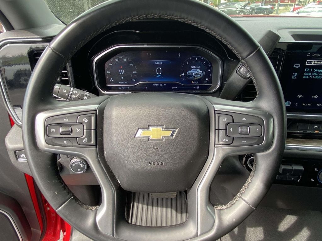 2025 Chevrolet Silverado 1500 LT
