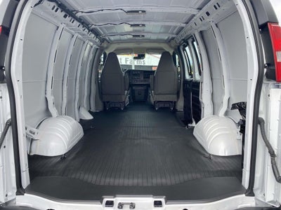 2026 Chevrolet Express Cargo 1WT