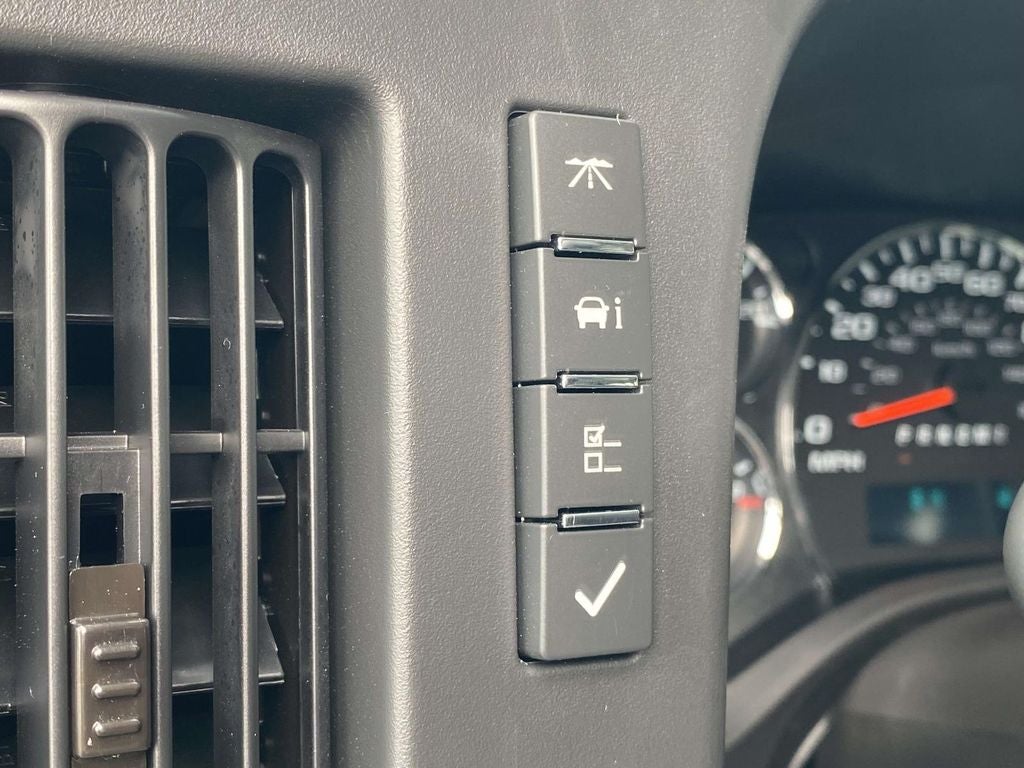 2026 Chevrolet Express Cargo 1WT