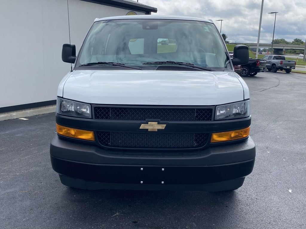 2026 Chevrolet Express Cargo 1WT
