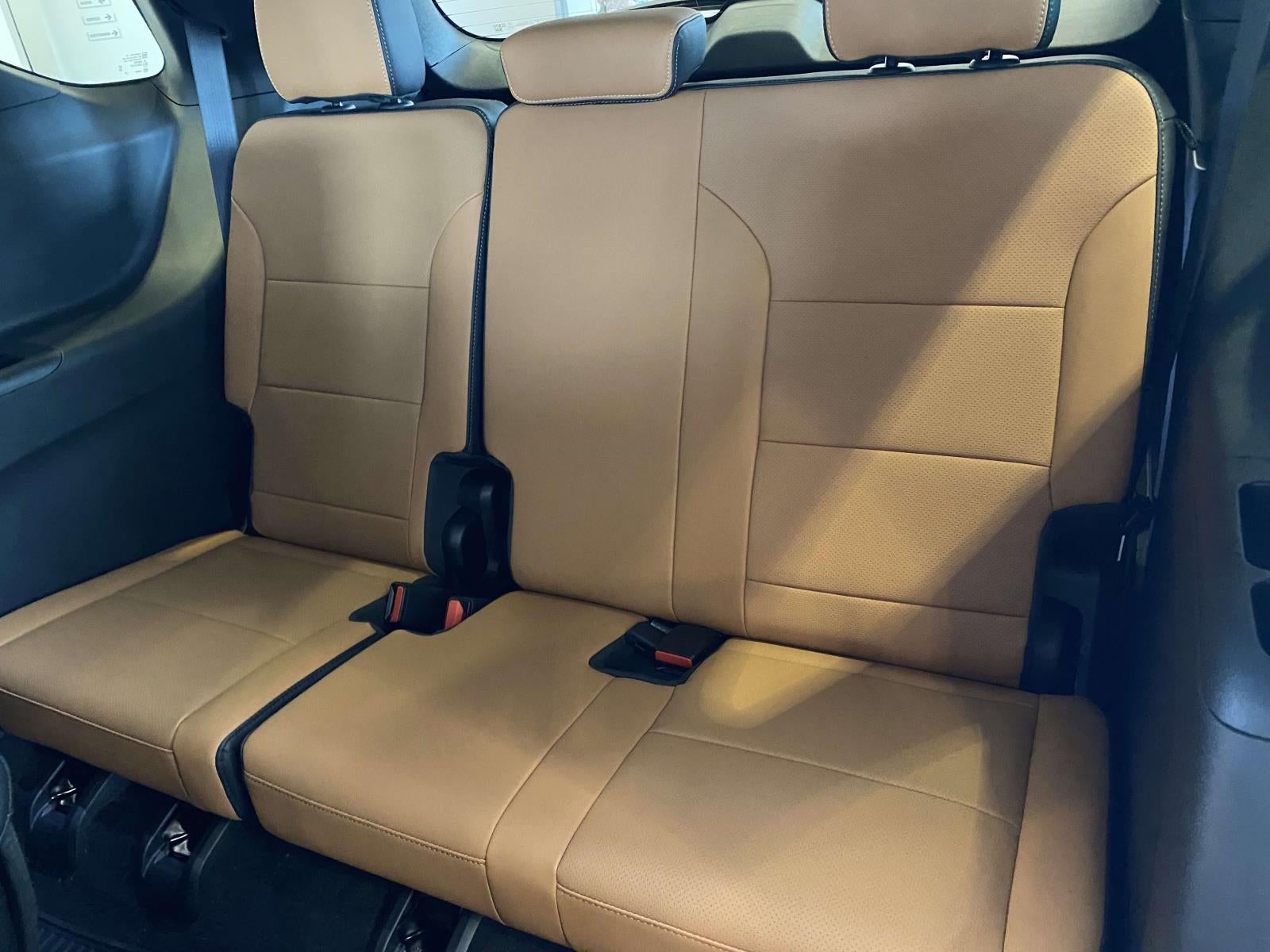 2027 Chevrolet Traverse Z71 - Photo 13