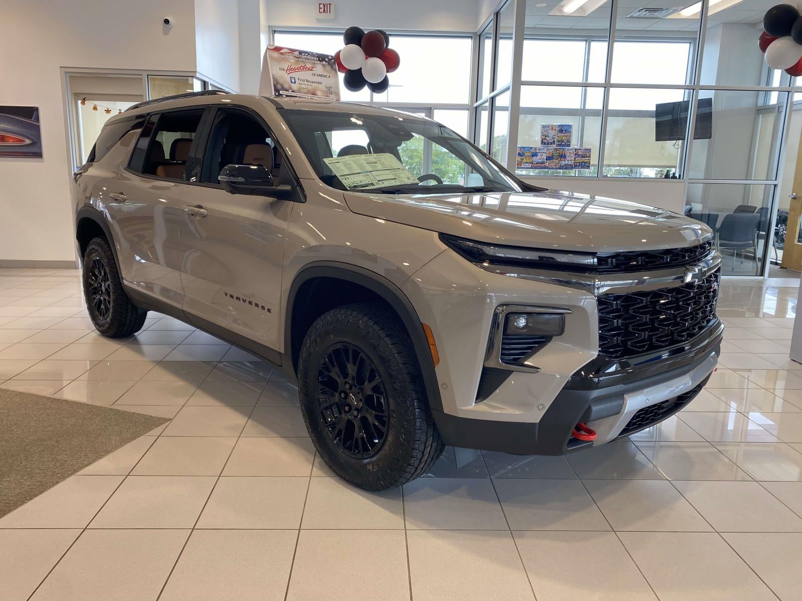 2027 Chevrolet Traverse Z71 - Photo 6