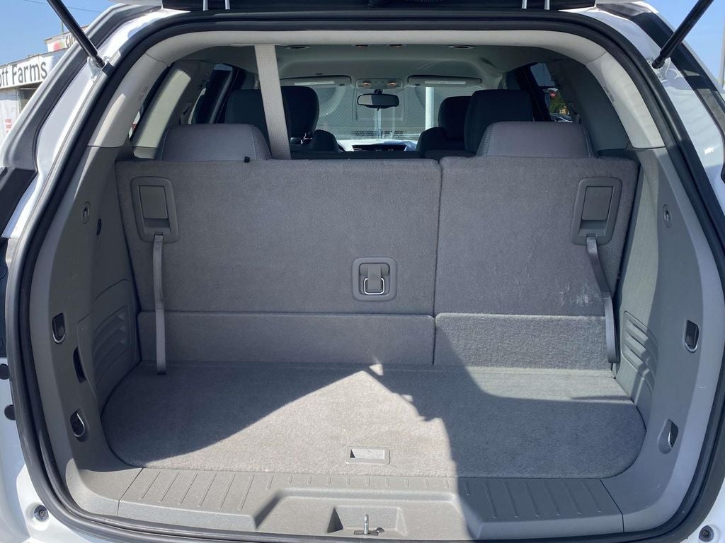 2017 Chevrolet Traverse LS