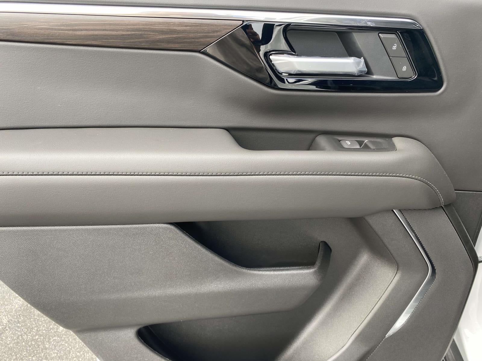 2027 Chevrolet Tahoe LS