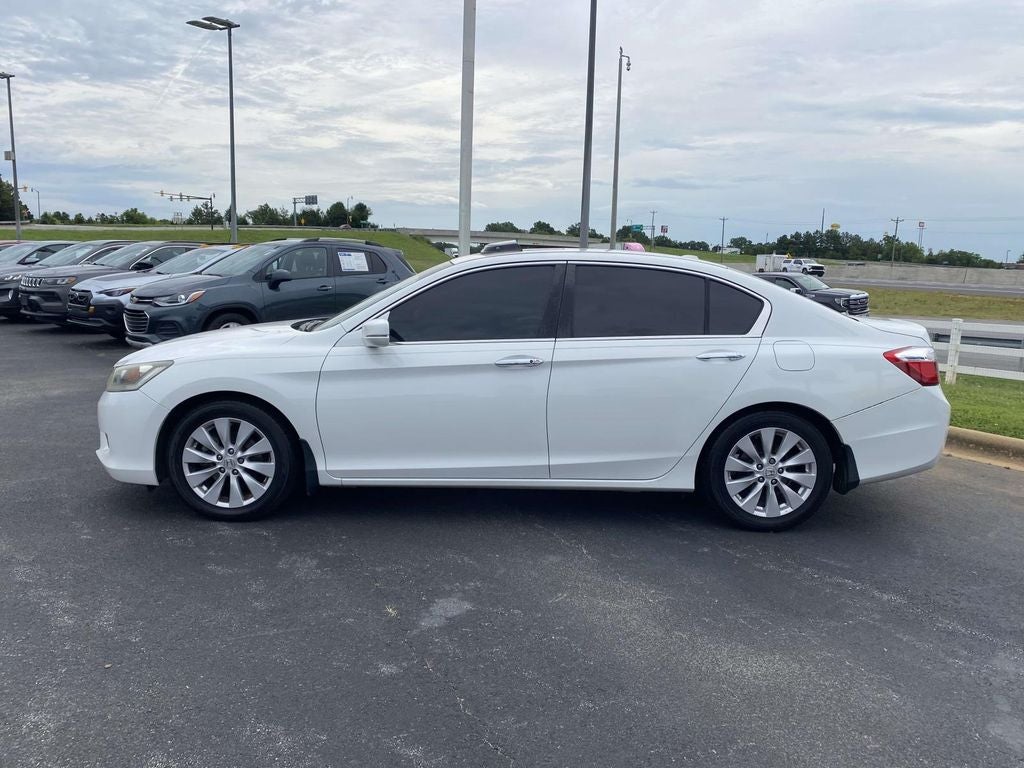 Used 2015 Honda Accord EX-L with VIN 1HGCR2F8XFA028582 for sale in Gaffney, SC