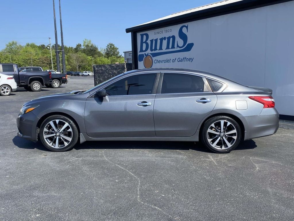 Used 2017 Nissan Altima SR with VIN 1N4AL3AP0HC158198 for sale in Gaffney, SC