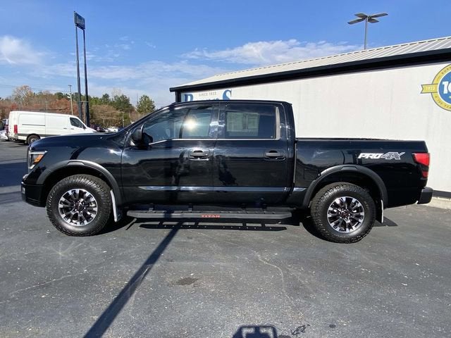2021 Nissan TITAN Crew Cab PRO-4X 4x4