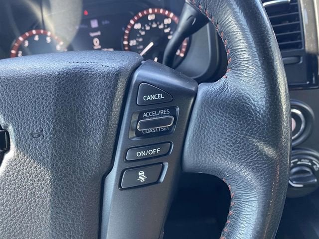 2021 Nissan TITAN Crew Cab PRO-4X 4x4