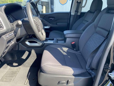 2024 Nissan Frontier Crew Cab SV 4x4