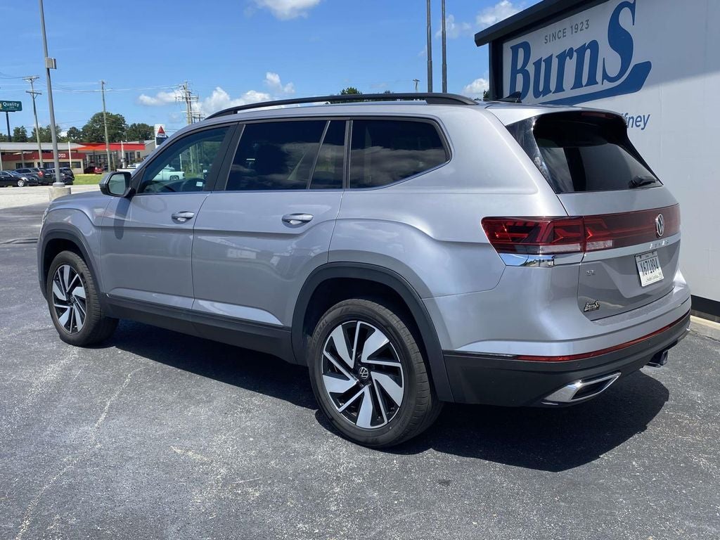 2025 Volkswagen Atlas 2.0T SE w/Technology