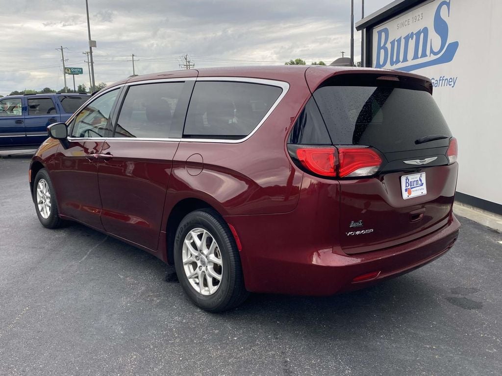 2023 Chrysler Voyager LX