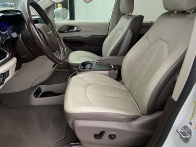 2019 Chrysler Pacifica Touring L Plus