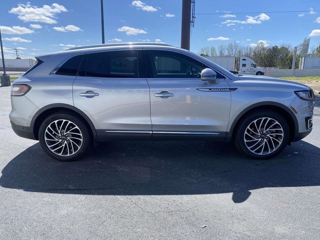 2020 Lincoln Nautilus Reserve