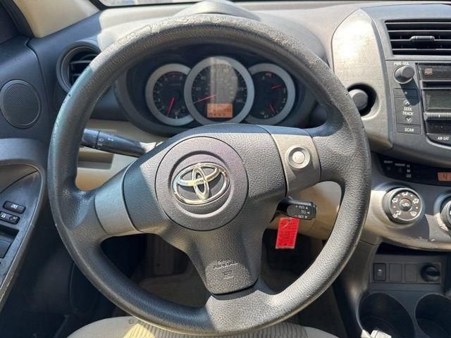 2011 Toyota RAV4 FWD 4dr 4-cyl 4-Spd AT (Natl)