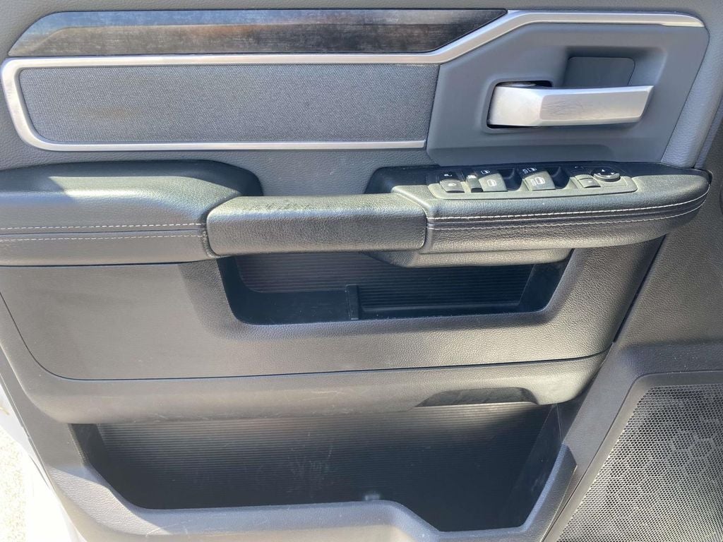2020 RAM 2500 Big Horn Crew Cab 4x4 6'4" Box