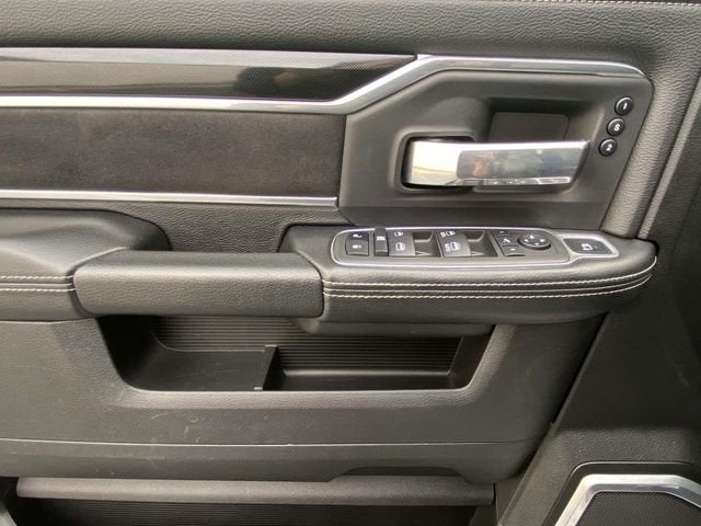 2022 RAM 2500 Laramie Crew Cab 4x4 6'4" Box