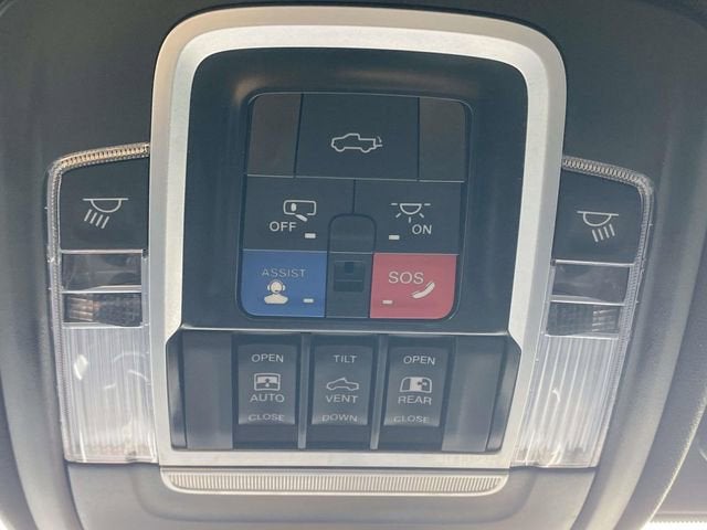 2022 RAM 2500 Laramie Crew Cab 4x4 6'4" Box