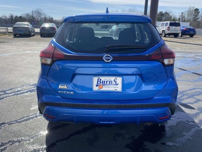 2021 Nissan Kicks S Xtronic CVT