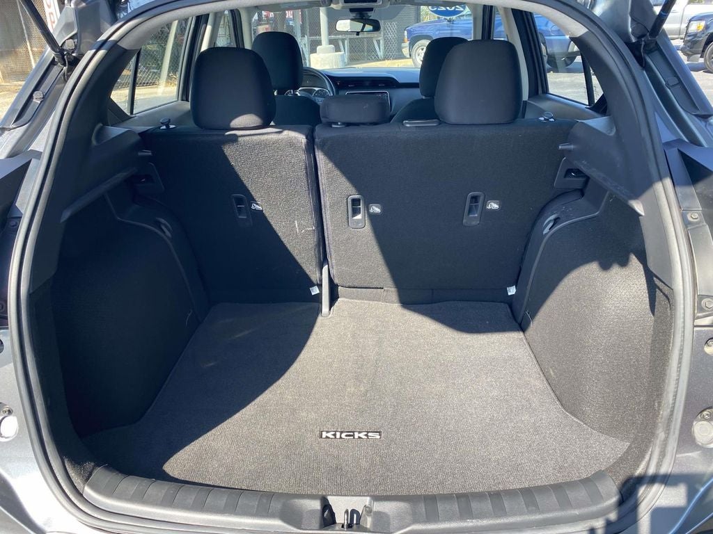 2025 Nissan Kicks Play S