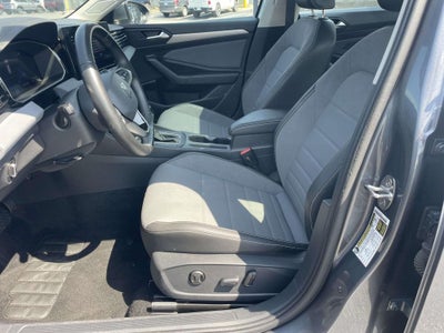 2025 Volkswagen Jetta SE