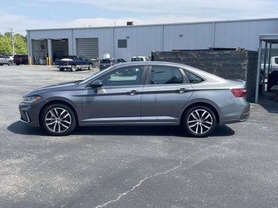 2025 Volkswagen Jetta SE