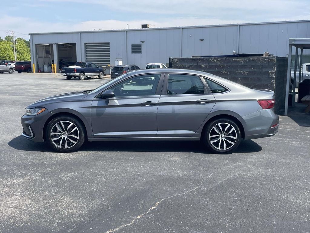 2025 Volkswagen Jetta SE