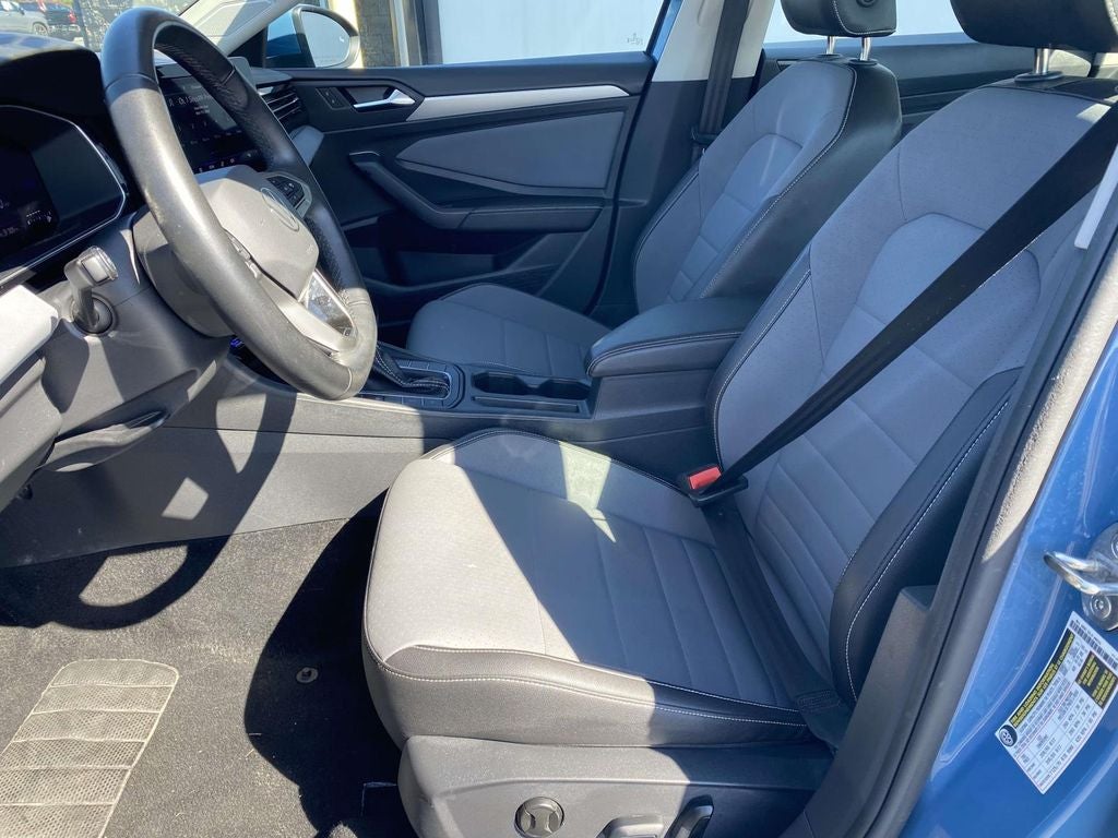 2025 Volkswagen Jetta SE