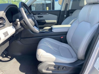 2023 Honda Pilot 2WD Touring