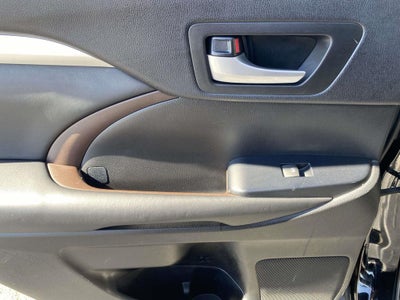 2017 Toyota Highlander XLE