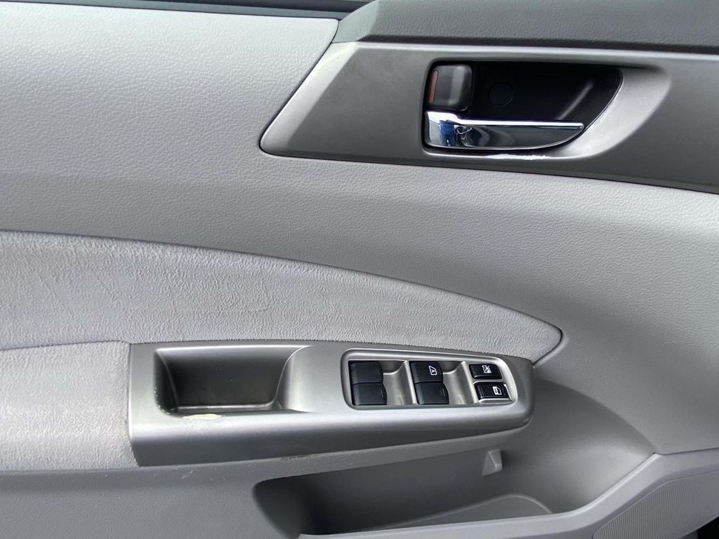 2010 Subaru Forester 2.5X Limited