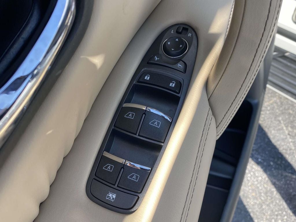 2021 Nissan Armada Platinum 2WD