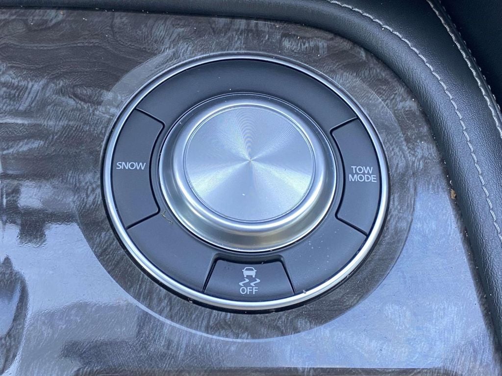 2021 Nissan Armada Platinum 2WD