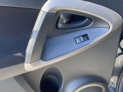 2007 Toyota RAV4 Sport