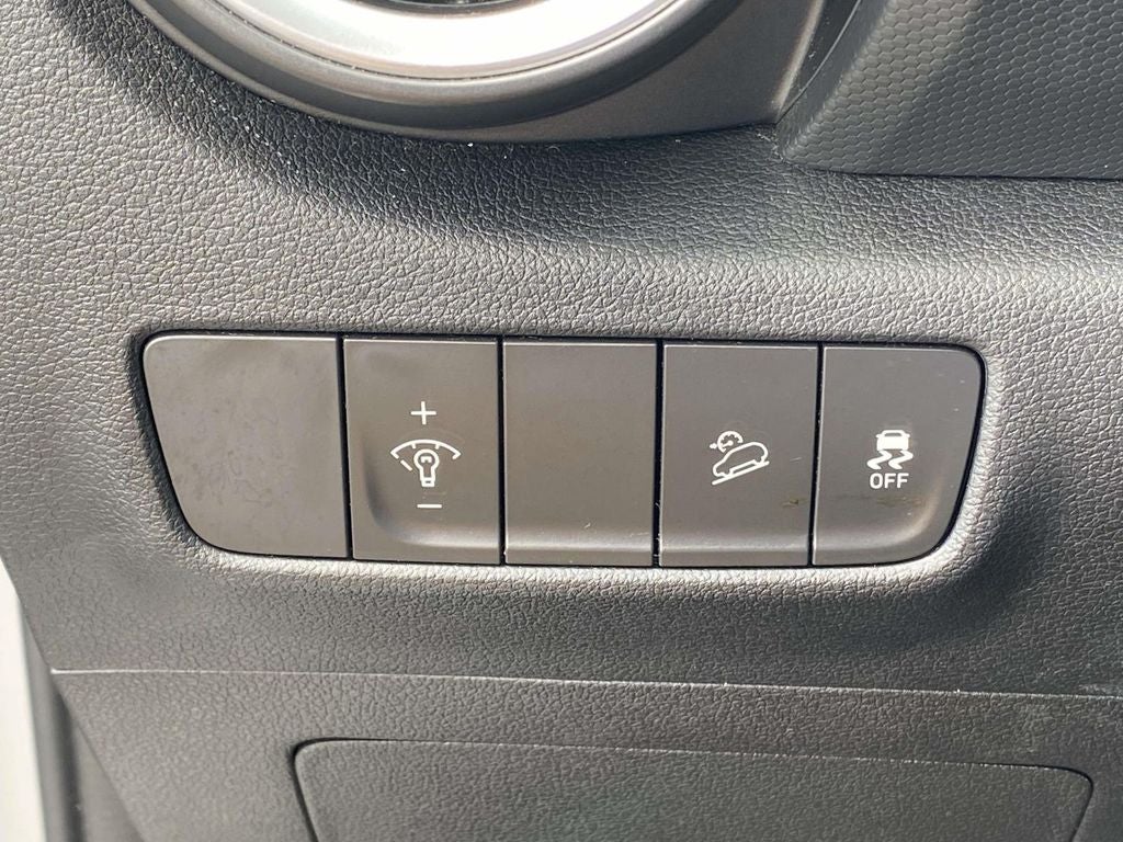 2023 Hyundai Kona SE