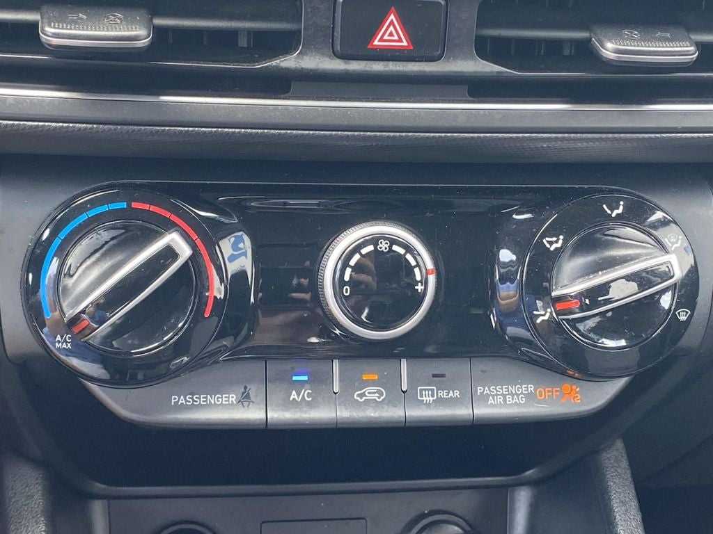 2023 Hyundai Kona SE