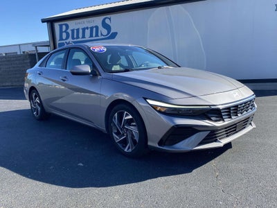 2025 Hyundai Elantra SEL Convenience