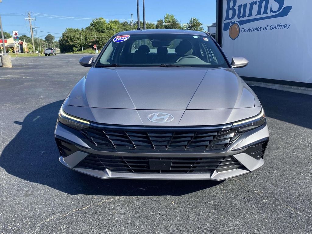 2025 Hyundai Elantra SEL Convenience