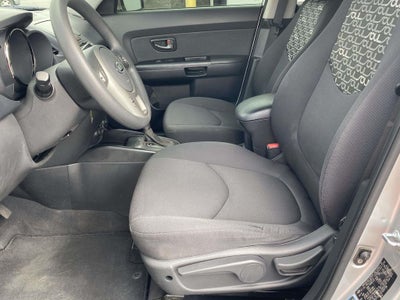 2011 Kia Soul +